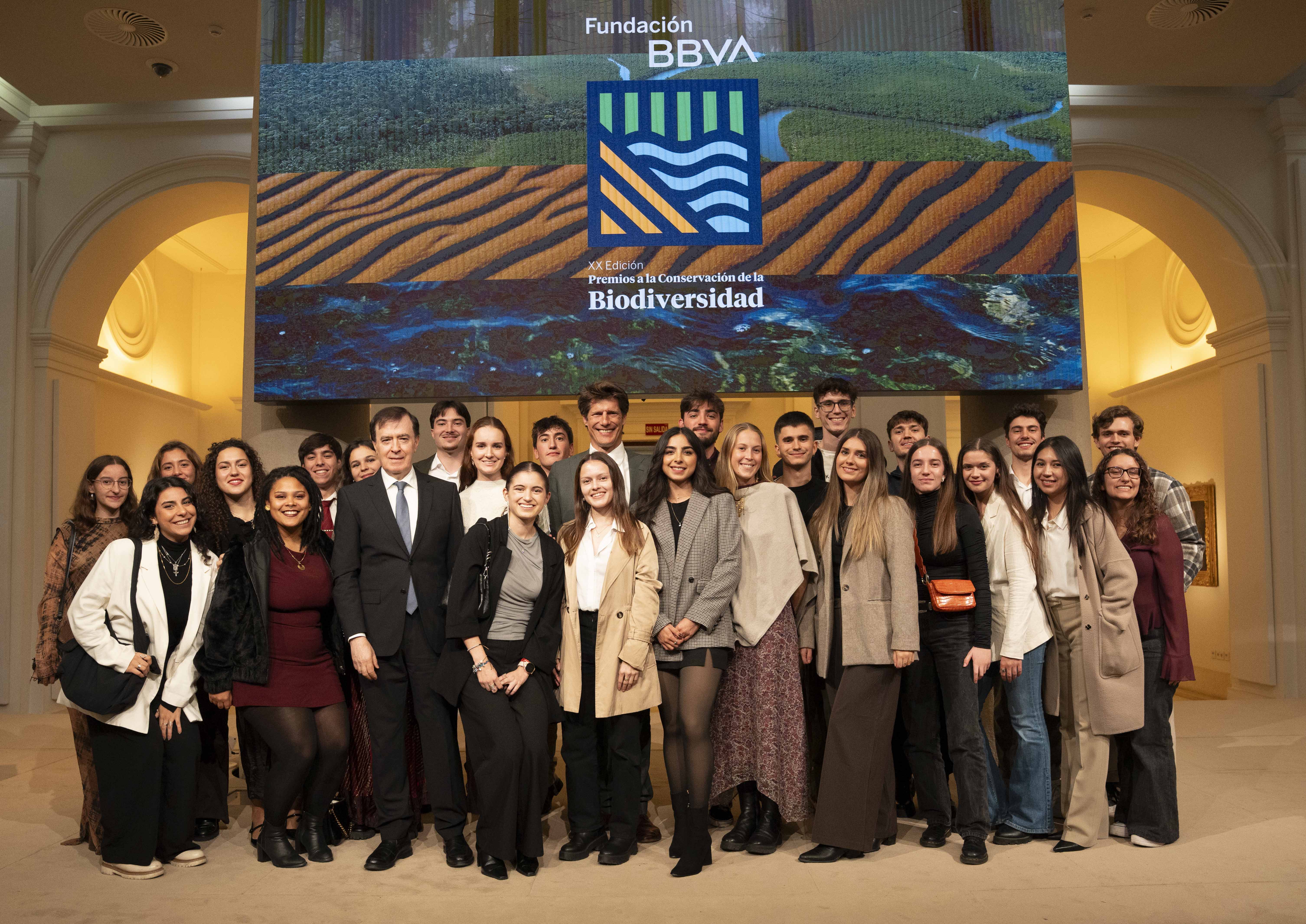 master alumnos premiado mundo